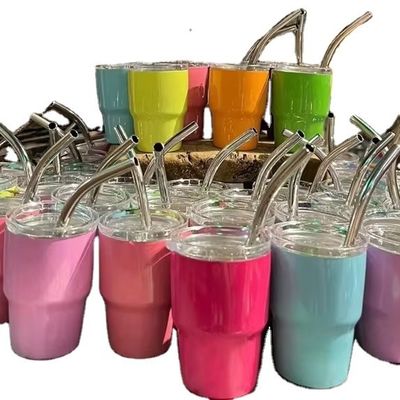 Farbenfrohe 2 Unzen Edelstahl Wasserflasche Mini Süßes Taschenbecher mit Stroh für die Party