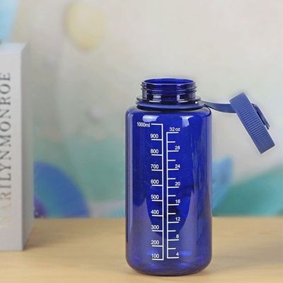 1000 ml Bpa-freie Plastikflasche mit Schuppen für Outdoor-Sportarten