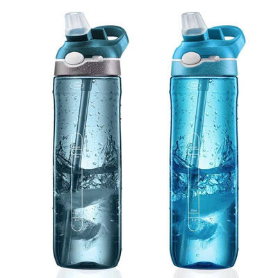 Anwendbares Siedendes Wasser 750 ml Tritan Plastik Sportwasserflasche mit Griff für Erwachsene