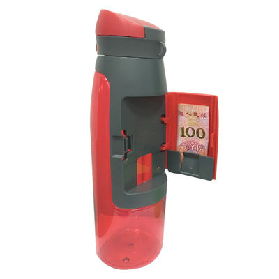 Vorräte 750 ml Kapazität Portable Sport Plastik Trinkwasserflasche mit Kartenlager