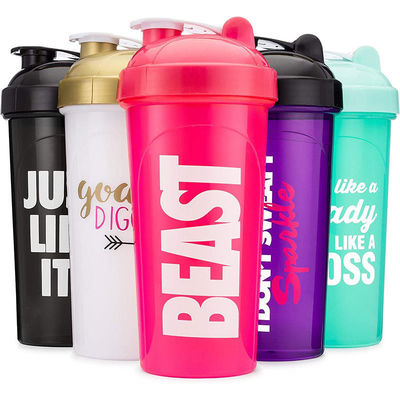 BPA-freie PE-Plastik-Sportstudio-Trinkwasserflasche mit benutzerdefiniertem Logo und Blender Shaker