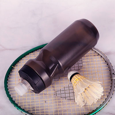 Minimalistischer Design-Stil BPA-freie Kunststoff-Sport-Wasserflasche für Radrennen