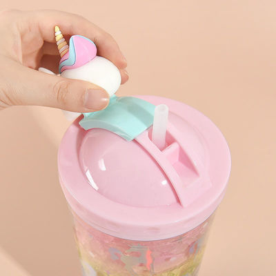 Erwachsene 430ml Süße Fliegende Einhorn Eis Plastik Wasserflasche Tasse mit Stroh und Einhorn Deckel