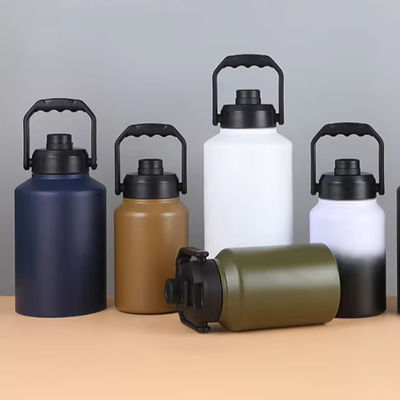 Verbessern Sie Ihre Outdoor-Abenteuer mit dieser großen Edelstahl-Wasserflasche
