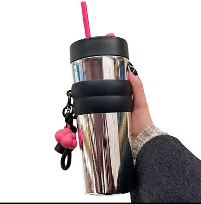 710 ml Große Kapazität Edelstahlbecher Thermosflasche Direkt und akzeptabel OEM