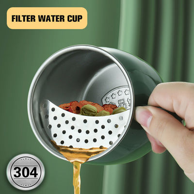 Direkte Lieferung 304 Edelstahl Teetasse Portable Food Grade Becher mit Halbmondfilter