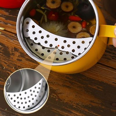 Direkte Lieferung 304 Edelstahl Teetasse Portable Food Grade Becher mit Halbmondfilter