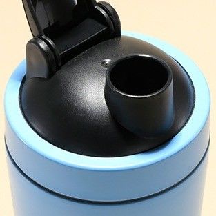 500 ml und 750 ml Gymmetall Edelstahl Shaker Flasche mit Mischball OEM akzeptiert