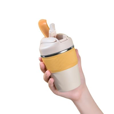 350 ml/480 ml Produktionskapazität 316 Edelstahl Wasserflasche mit Silikonhüllen