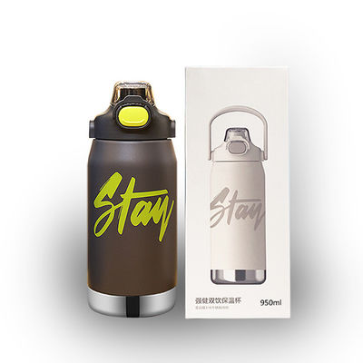 Große isolierte Wasserflasche aus Edelstahl mit Stroh und Flip-Top
