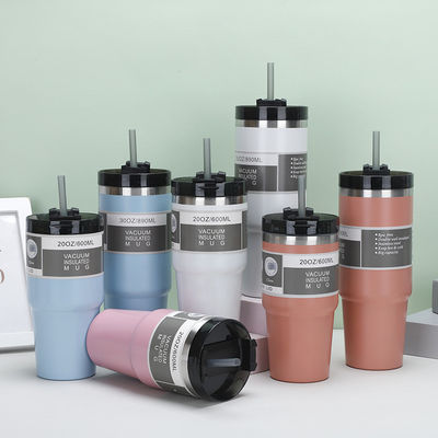 Thermische Kaffeetassen 304 Edelstahl Vakuum Isolierter Tumbler 20oz/30oz Kapazität