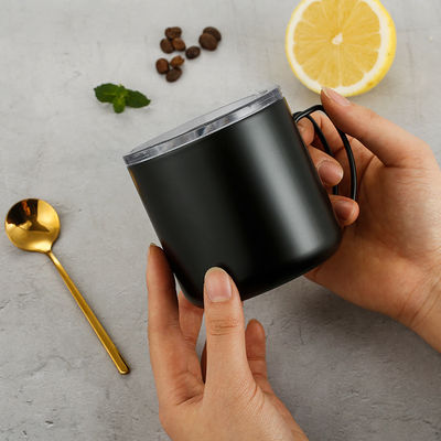 Verbessern Sie Ihre Wasserflaschenkollektion mit dieser minimalistischen Edelstahlflasche