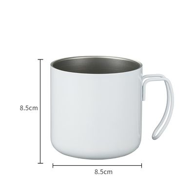 Verbessern Sie Ihre Wasserflaschenkollektion mit dieser minimalistischen Edelstahlflasche