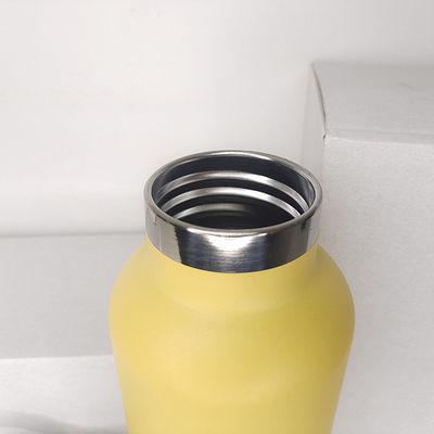 Portable 650ml Edelstahl isolierte Wasserflasche für Sport Country Design Stil