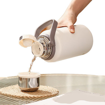 Anwendbares Siedewasser Einzigartige BPA-freie Vakuum-isolierte Wasserflasche mit Handgriff