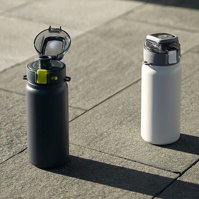 Sport 2023 Vakuum isolierte Wasserflasche mit 2 Deckeln aus 304 Edelstahl