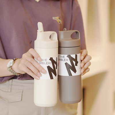 304 Edelstahl Innen Vakuum Flasche Wasser-Tumbler mit Cartoon-Design und Griff