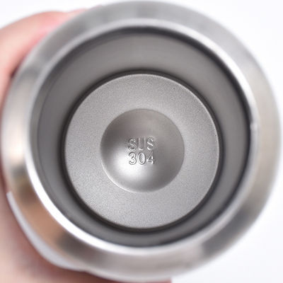 600 ml/800 ml/1100 ml isolierte Wasserflaschen aus Edelstahl für alle geeigneten Personen