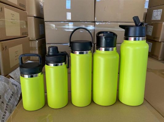 18oz Doppelwand 304 Edelstahl Wasserflasche Vakuum isolierte Flasche mit neuestem Deckel