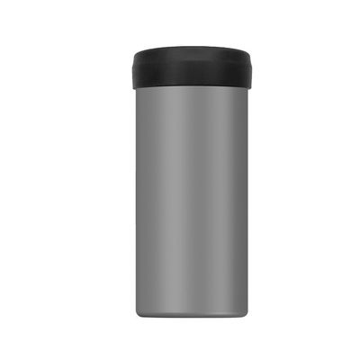 Alle geeigneten Personen können unsere 750 ml Edelstahl-Tumbler für heiße und kalte Getränke genießen