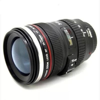 Weiße Kamera, Kaffeebecher, Thermos, großartiges Geschenk für Fotografen.