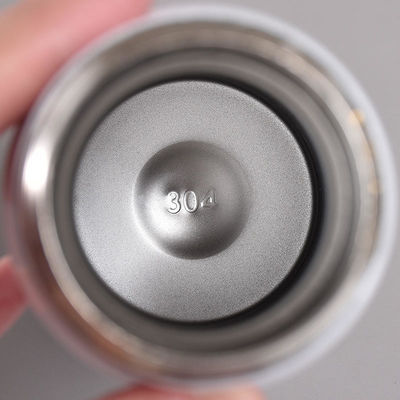 Customized Logo 1000ml Doppelwand-Edelstahl-Thermos-Tasse für heiße und kalte Getränke