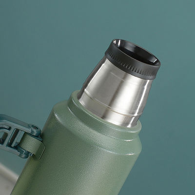 Produktion von Vakuumflaschen Große Wasserflasche aus Edelstahl für das Klettern im Freien