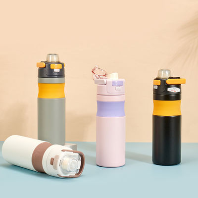 Alle anwendbaren Personen Gerade Tasse 580ML Fitnessstudio Vakuum Isoliertermosen mit Stroh