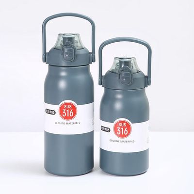 angepasste Farben Edelstahl Doppelwand Isolierte direkte Trink-Sportflasche