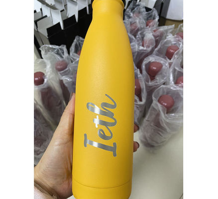 304 Edelstahl 18 Oz Cola Flasche für Sport Vakuum Flasche Pulver beschichtet Wasserflasche